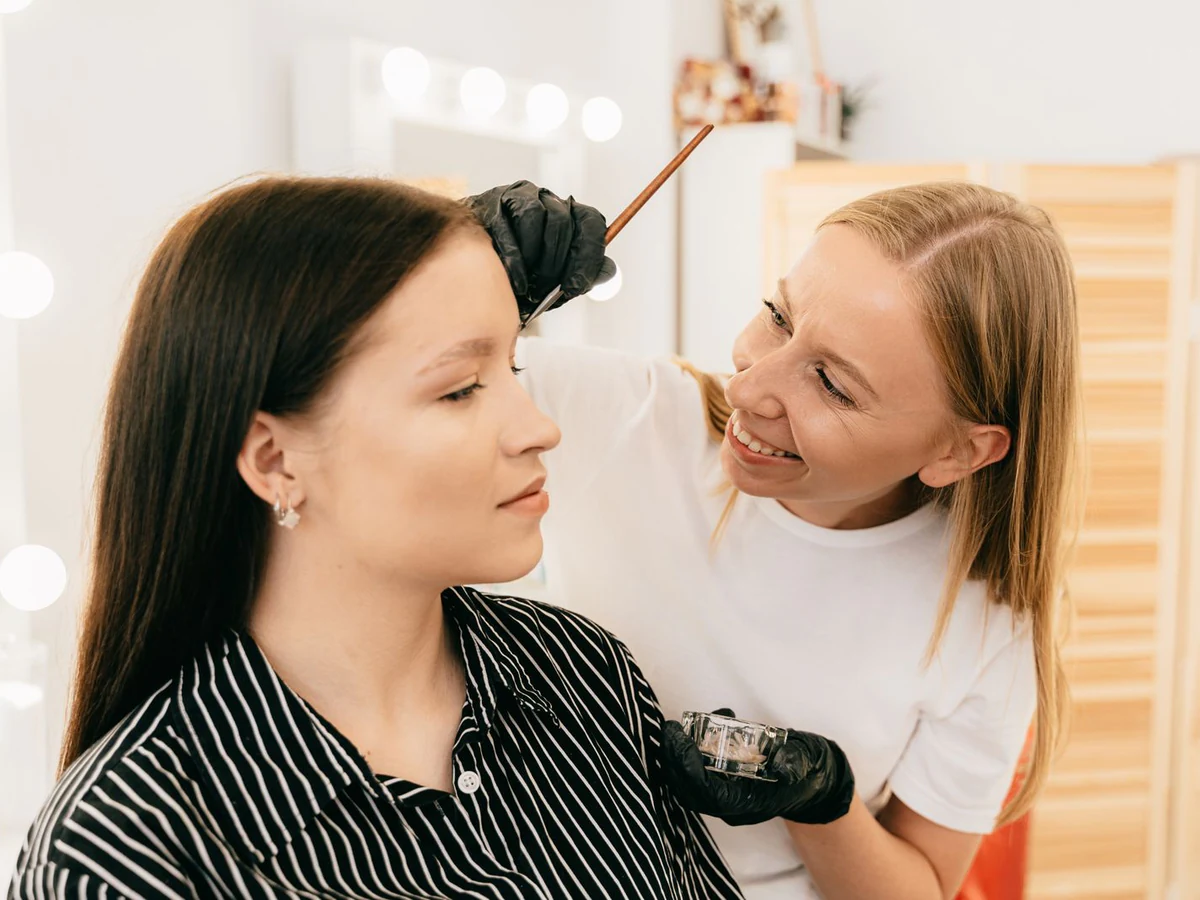 Eyebrow Tinting at Shihan Beauty Clinic