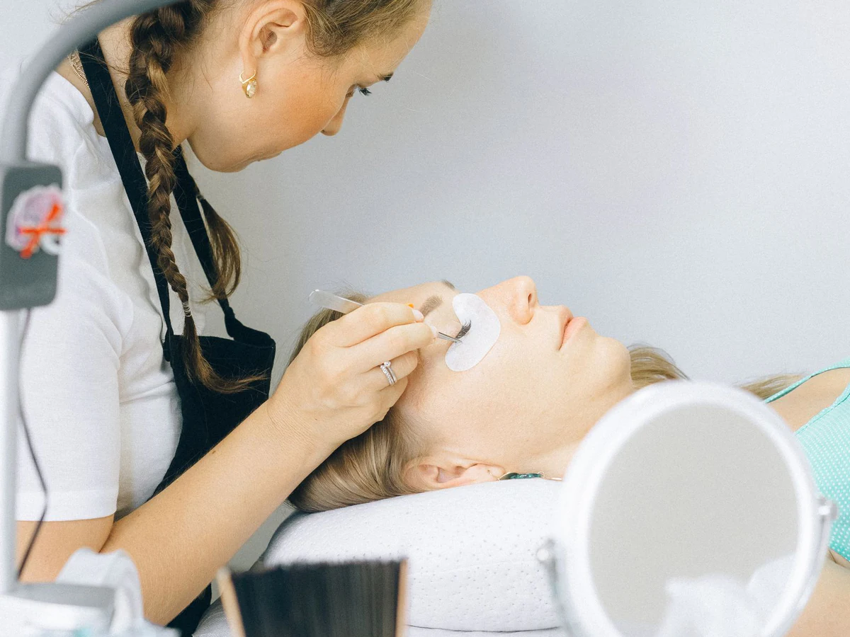 Eyelash Lift & Tint Bundle at Shihan Beauty Clinic