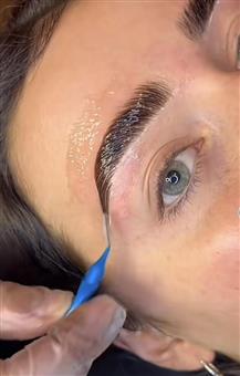 Eyebrow Lamination
